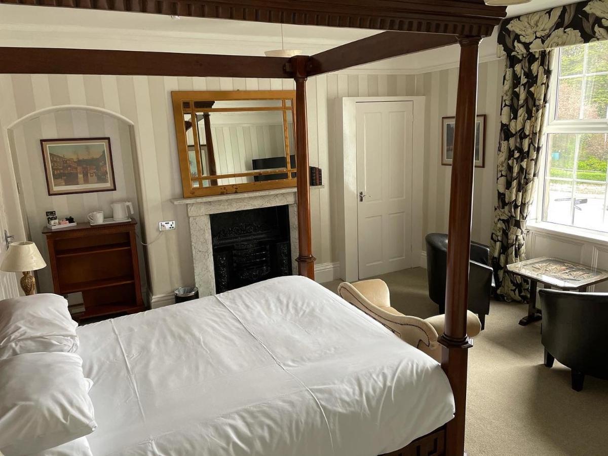 Arundel House Bed & Breakfast Whitby Exterior photo